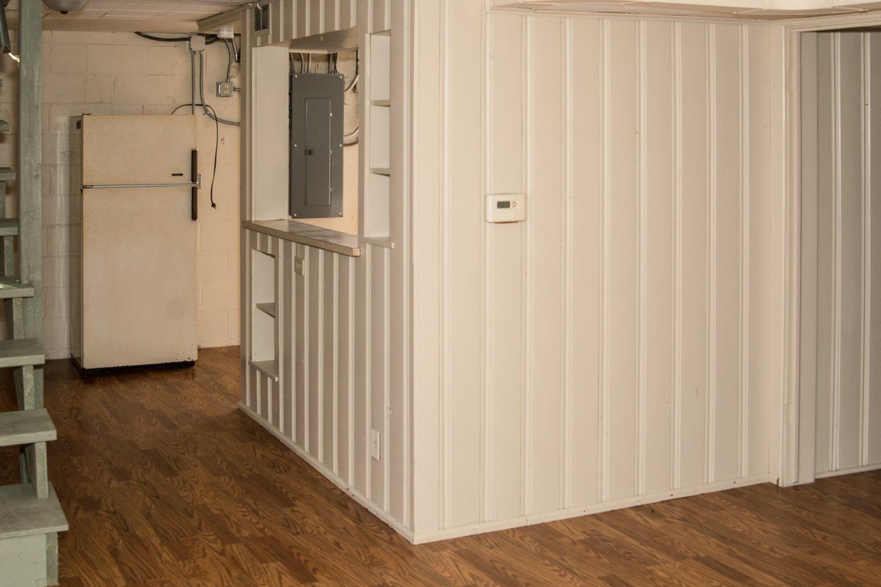 3517 Howard Interior