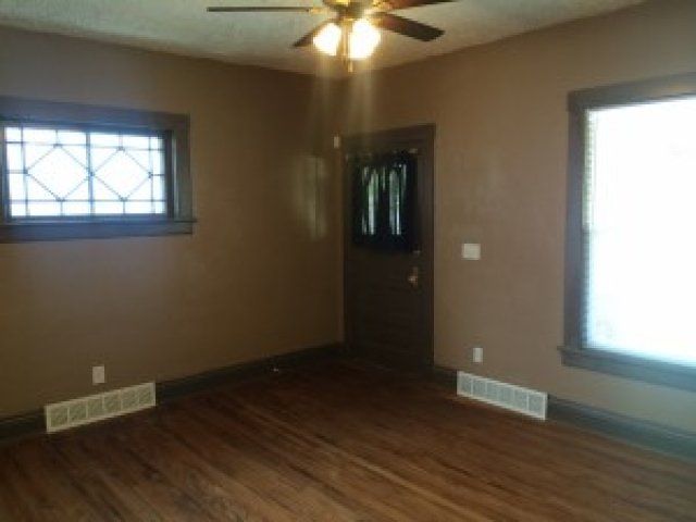 Living space in 3519 Jones St | DiBar Enterprises