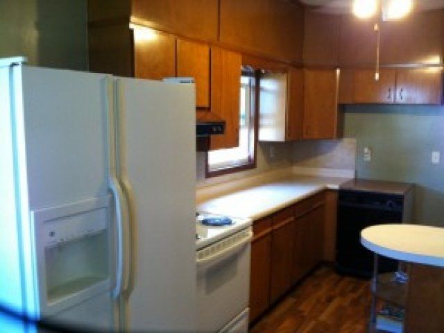 Kitchen in 842 S 35 Ave | DiBar Enterprises