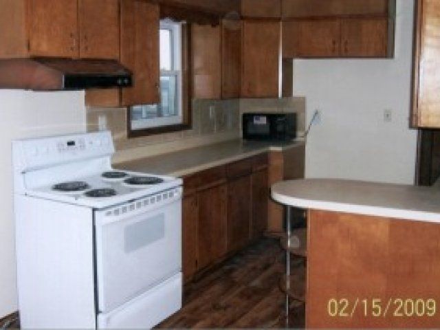 Kitchen in 842 S 35 Ave | DiBar Enterprises