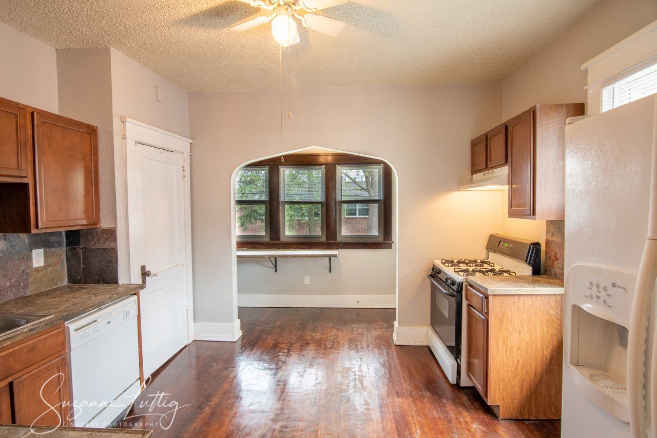 517 S 35TH ST Kitchen