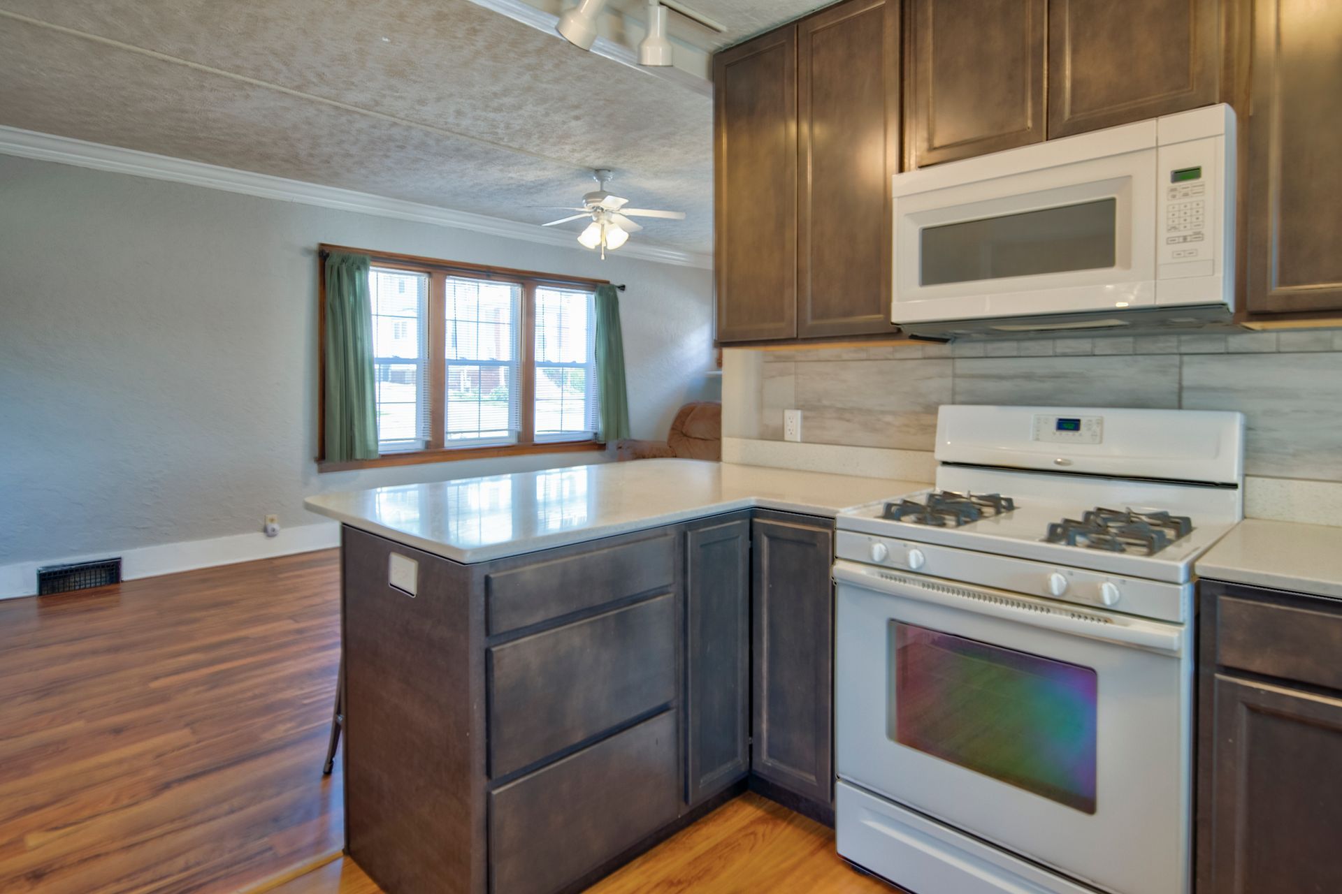 563 s 35th street kitchen