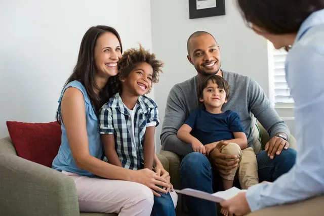 A family meeting together with a therapist