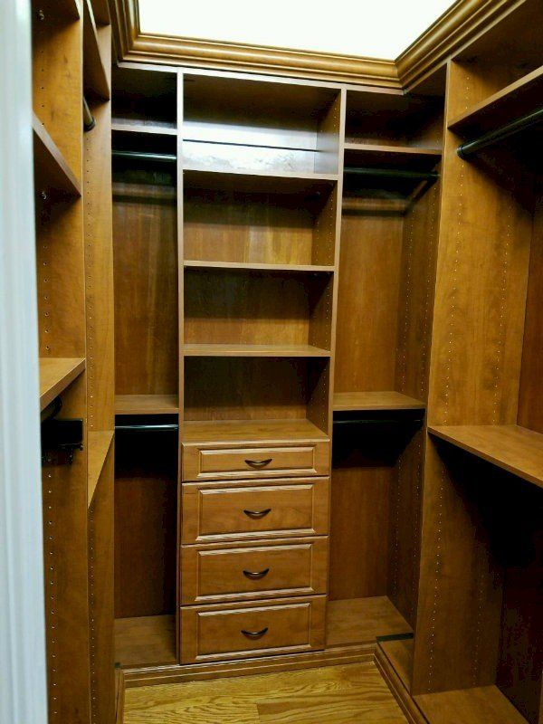 Walk In Custom Closet System