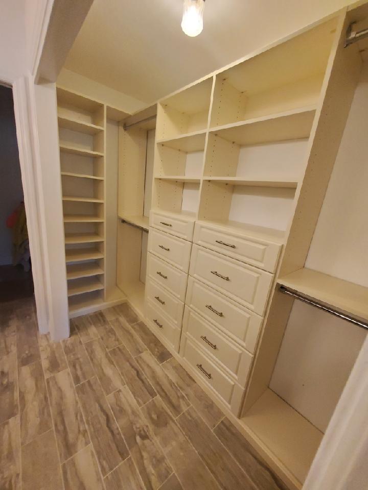 Custom Closet System