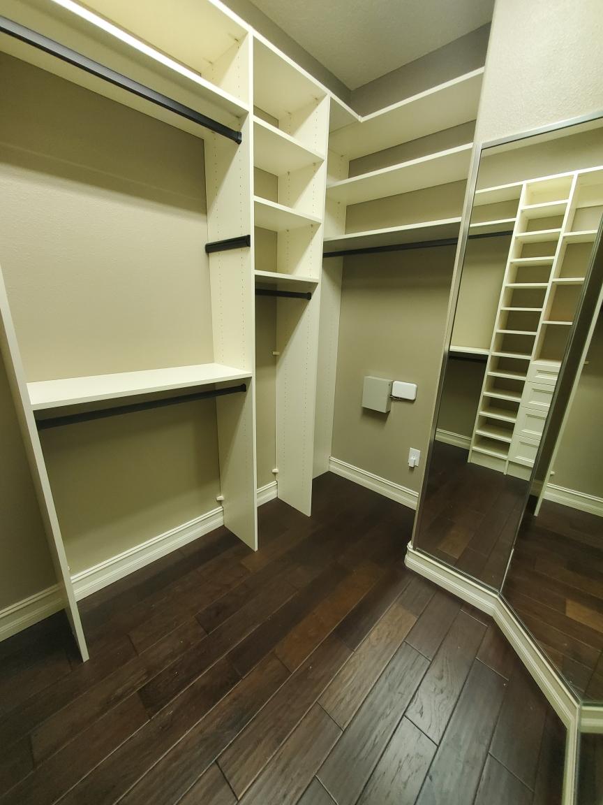 Custom Closet System