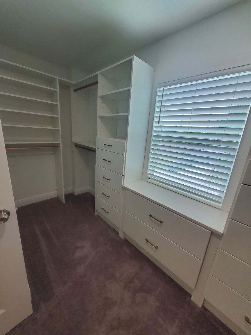 Custom Closet System