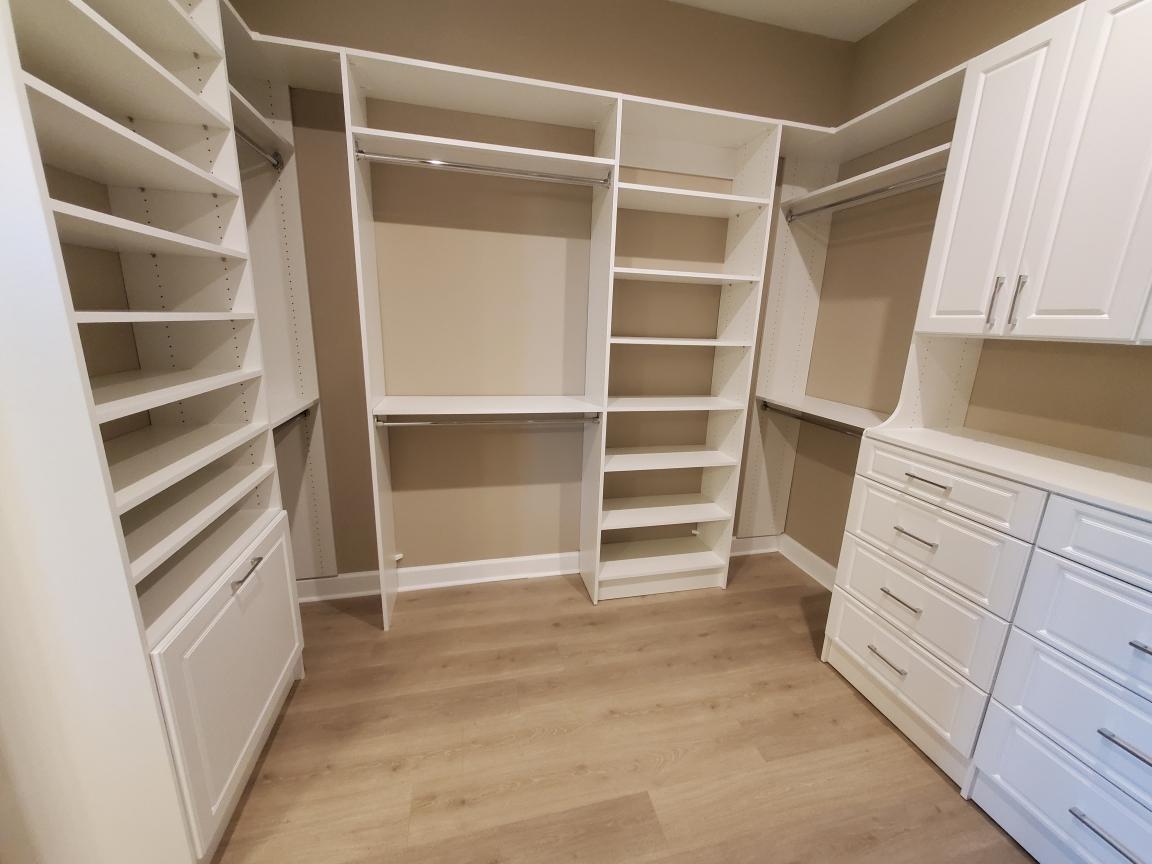 Custom Closet System
