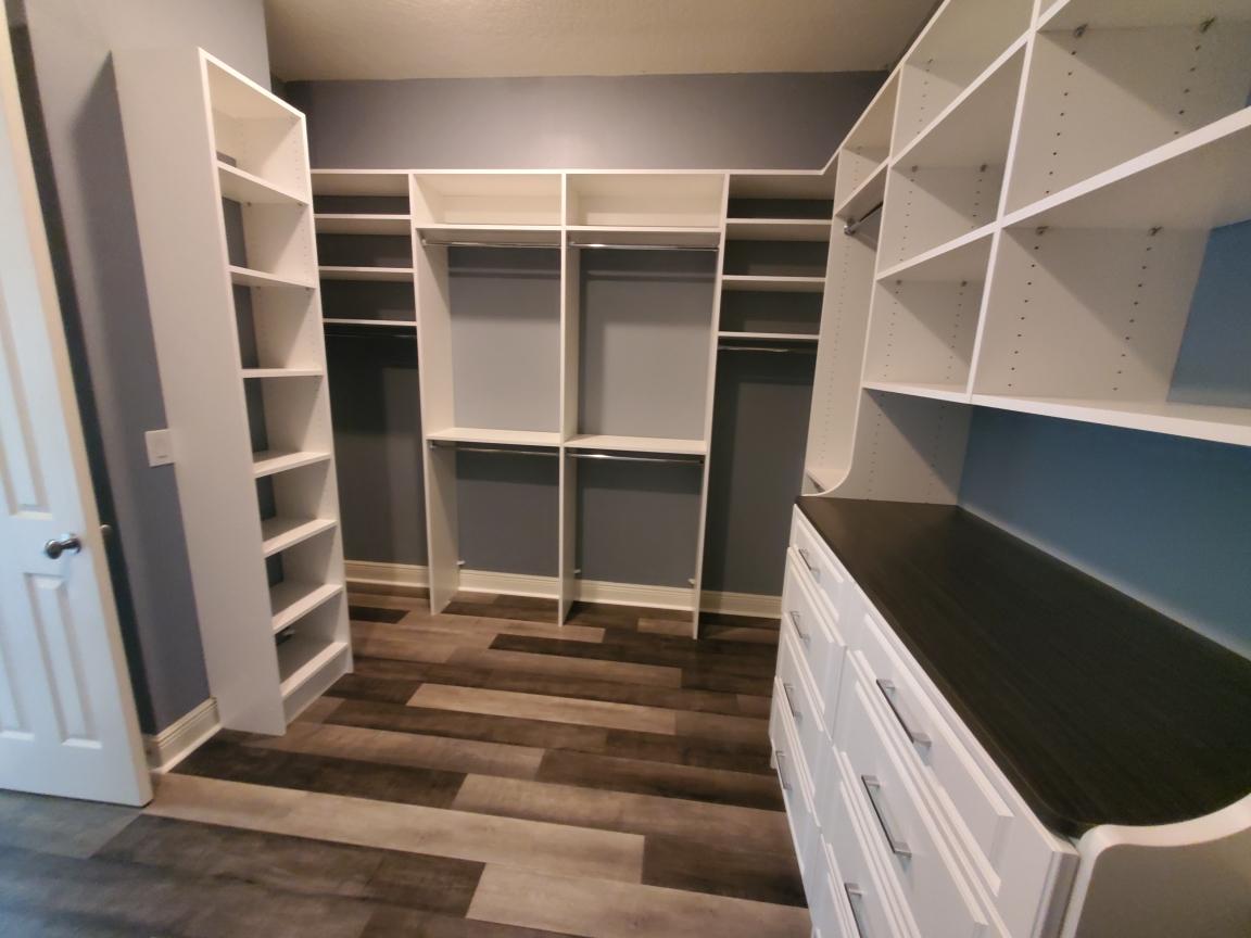 Custom Closet System