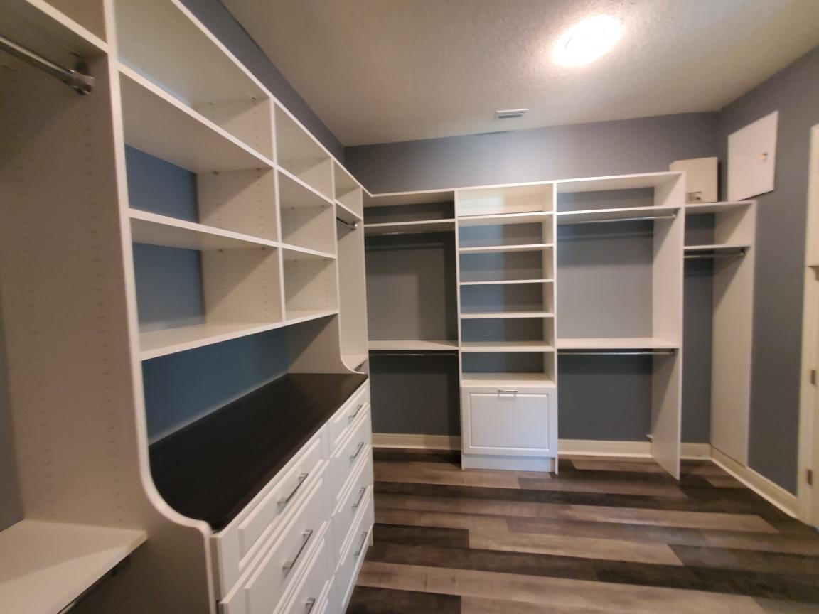 Custom Closet System