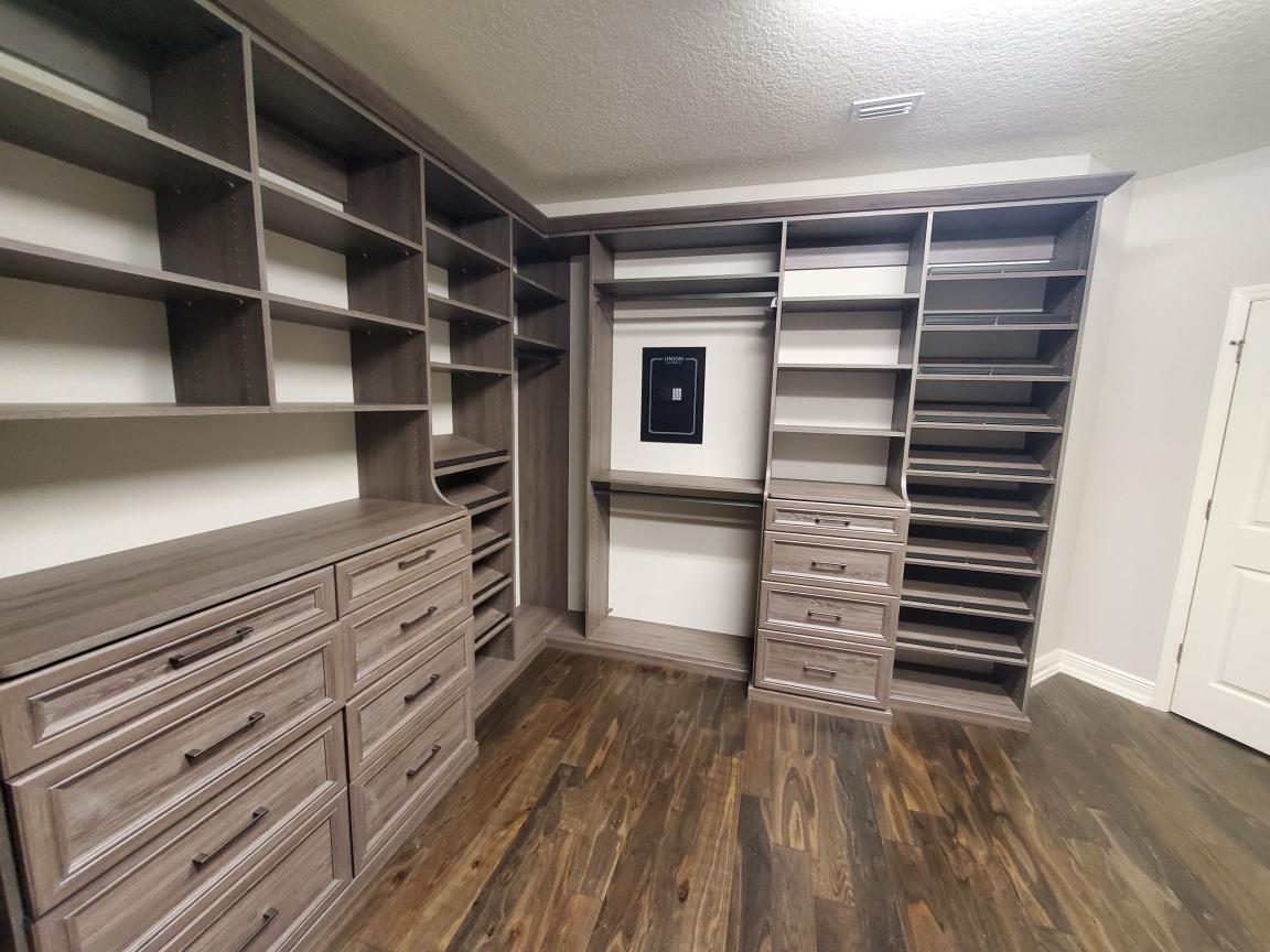 Custom Closet System