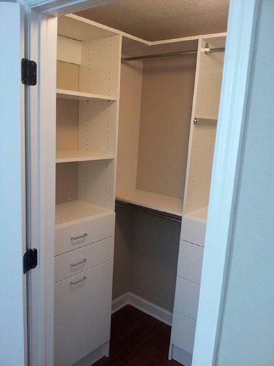 Custom Closet System