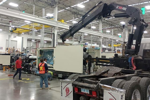 LOGÍSTICA SALAZAR - RENTA DE GRÚAS INDUSTRIALES