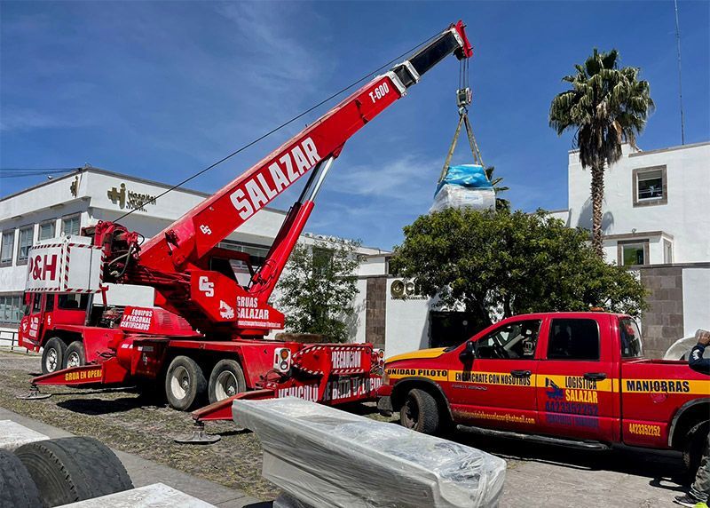 LOGÍSTICA SALAZAR - RENTA DE GRÚAS HIAB