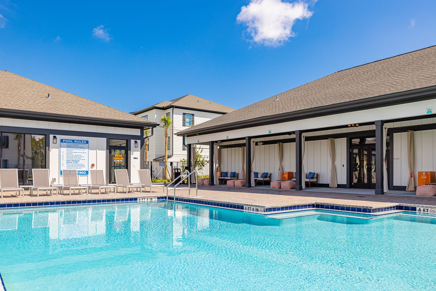 Pointe Grand Virtual Tour