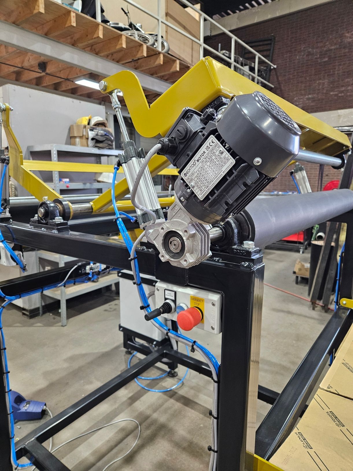 Speciaalmachine wikkelmachine