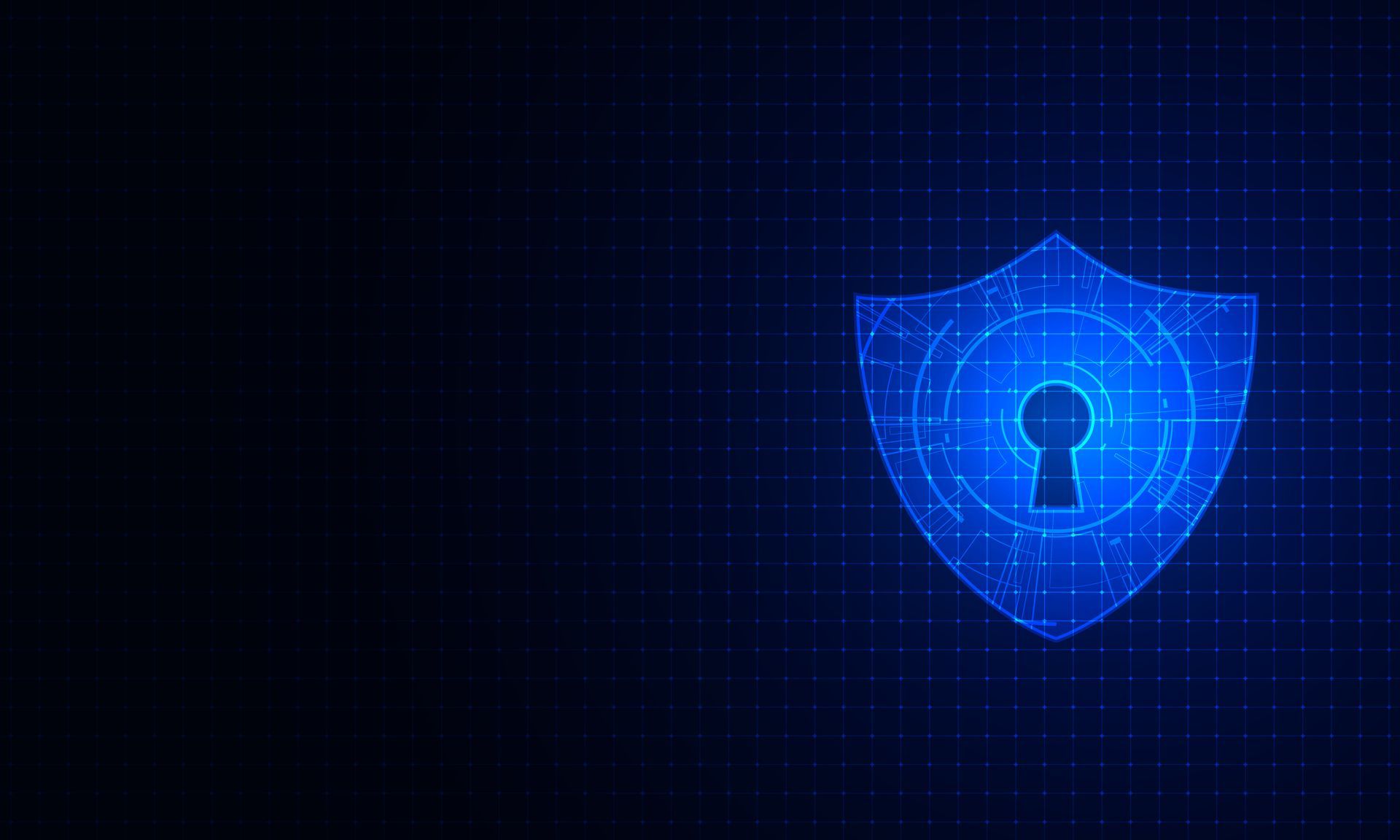 Escudo digital azul com ícone de cadeado no centro sobre fundo tecnológico em grade.