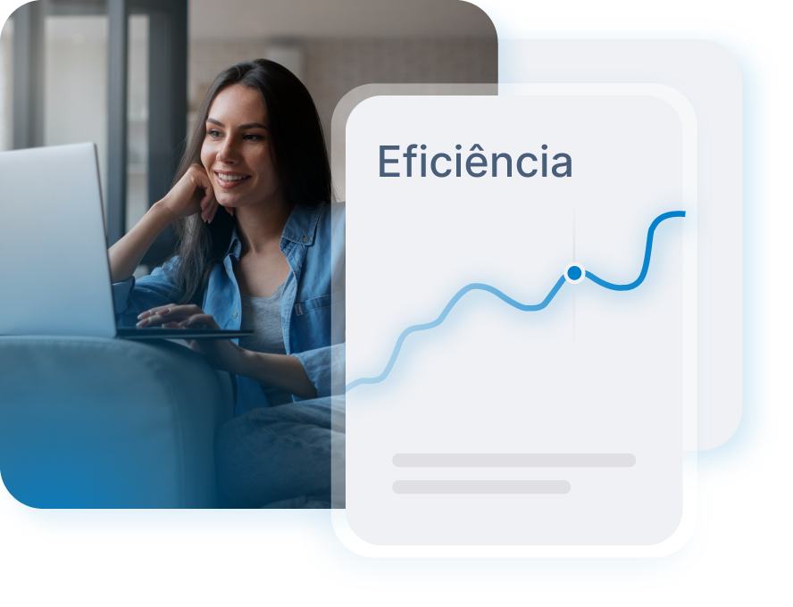 Mulher em um laptop sorri para uma tela com um gráfico intitulado 