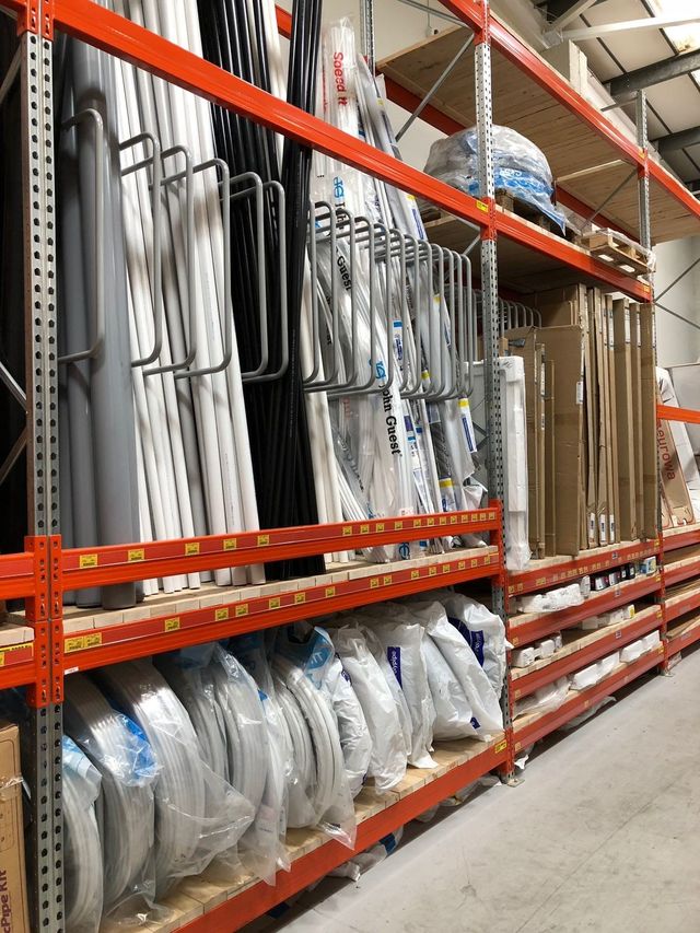 pallets pigeon store