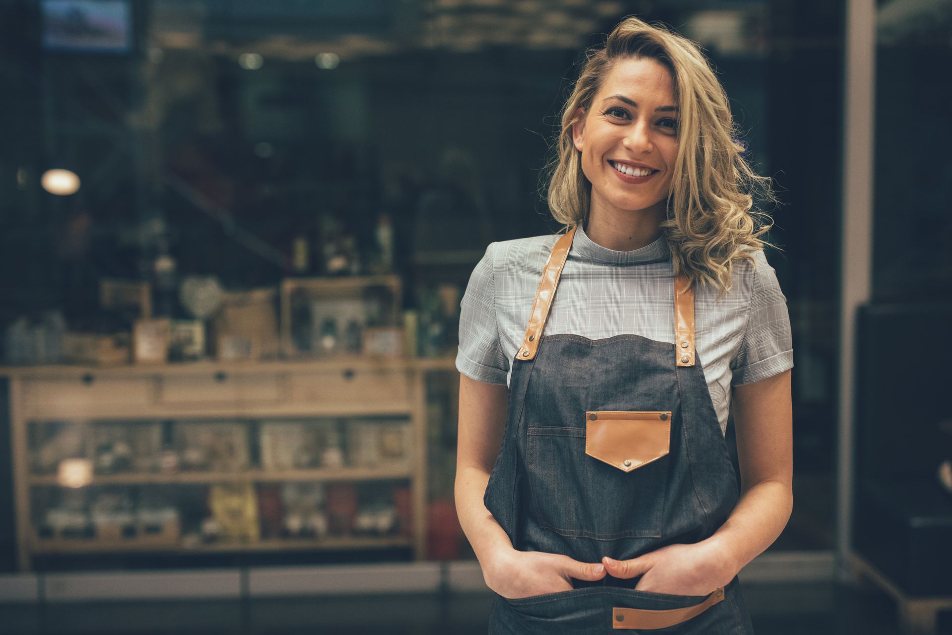 RENTA DE EQUIPOS Y MAQUINARIA - Visión