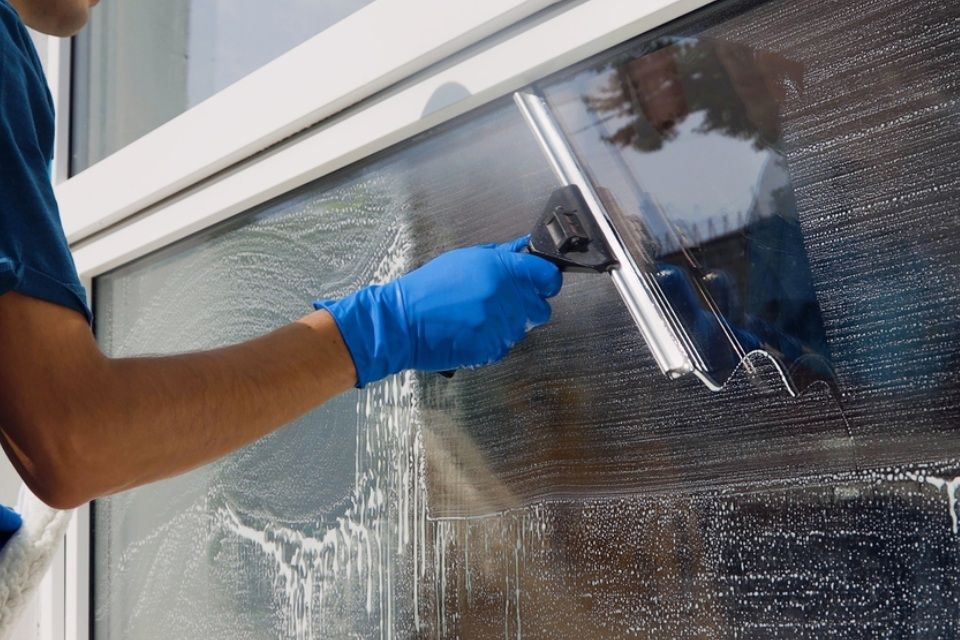 guarantee streak-free, crystal-clear windows