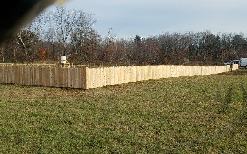 Privacy Fence Company in Conway & Ossipee, NH; Windham & Farmington, ME