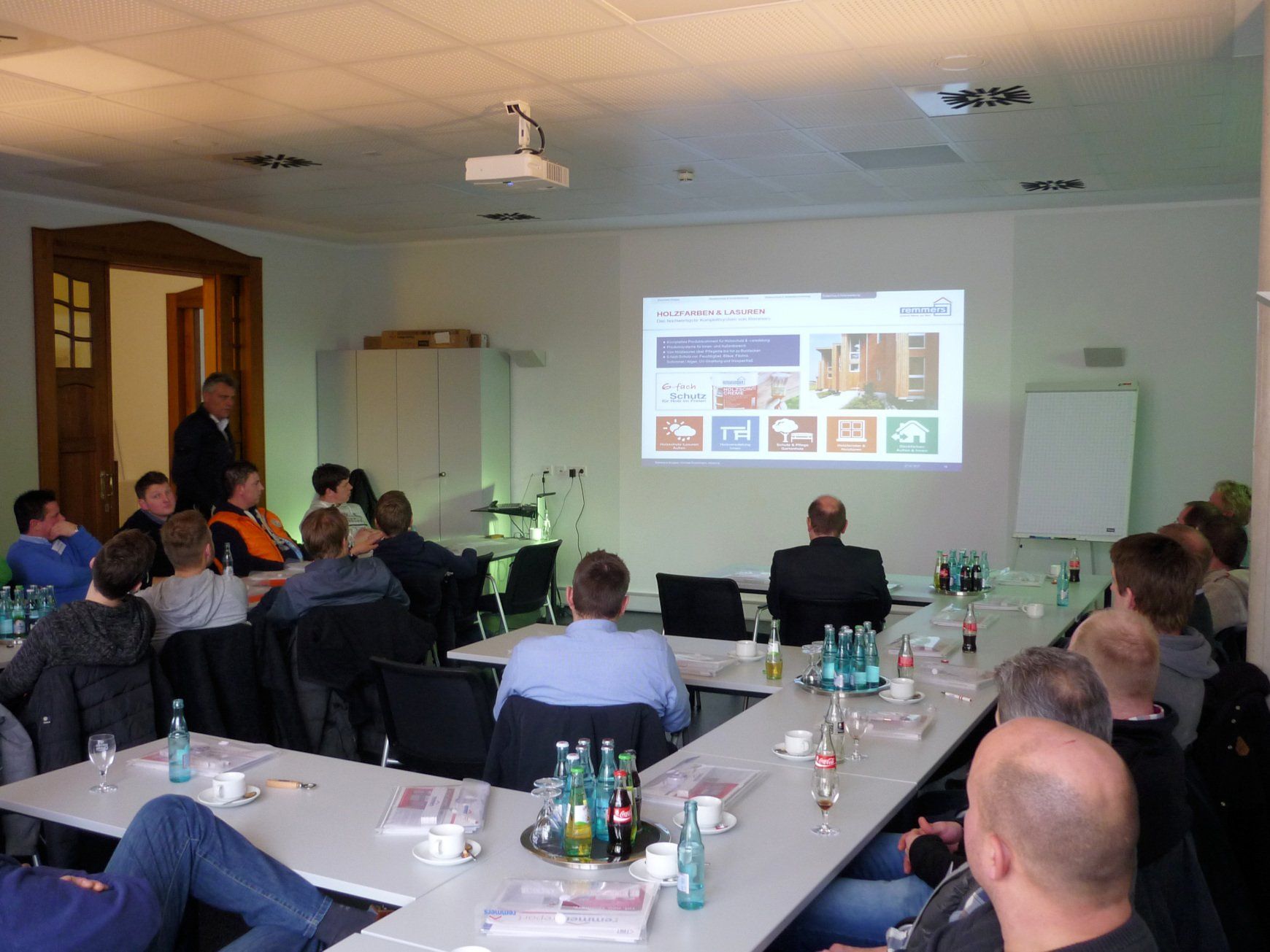 Schulung und Betriebsbesichtigung bei Remmers