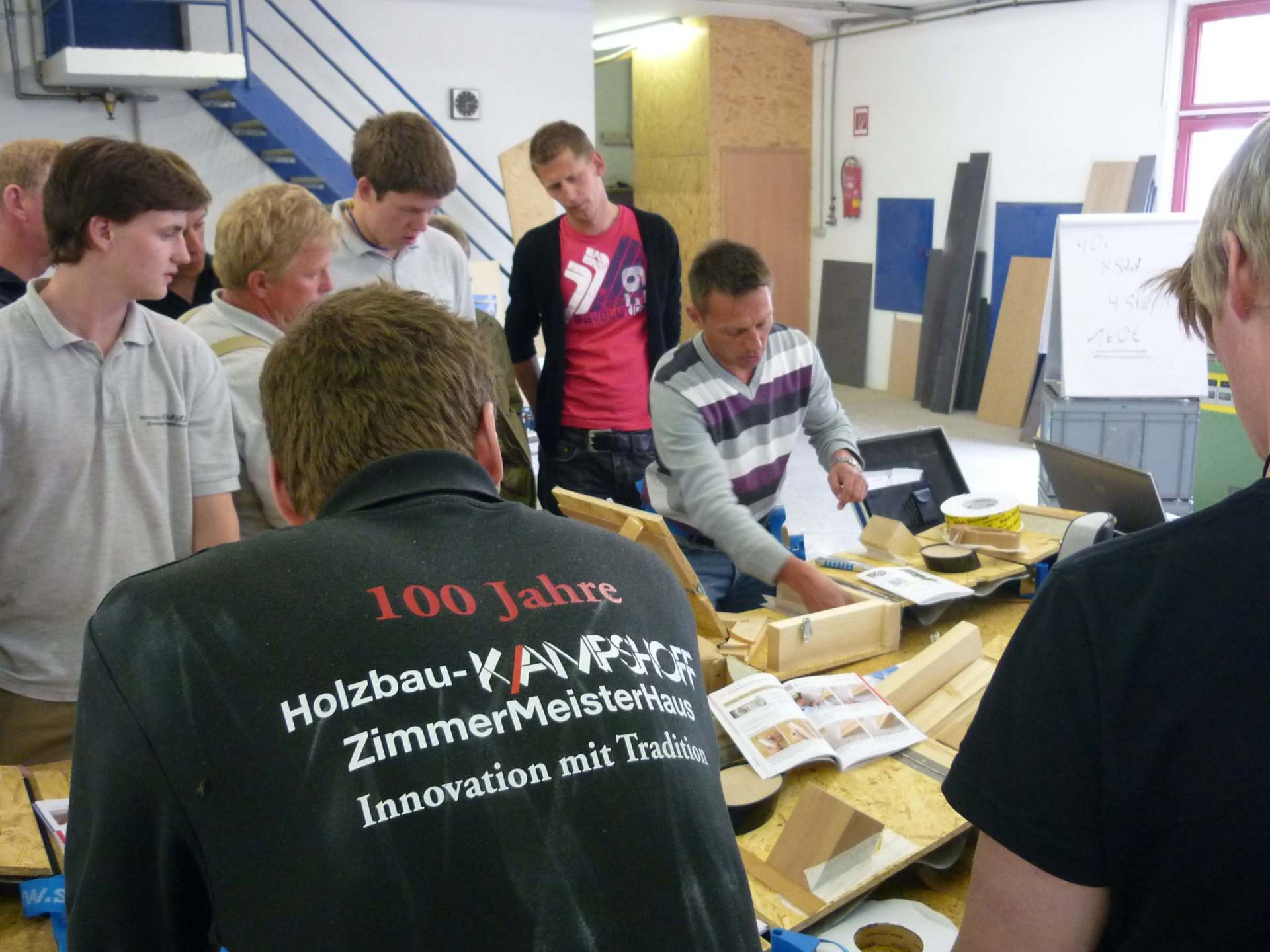 Schulung zum Umgang und zur fachgerechten Verarbeitung von Luftdichtungsmaterialien