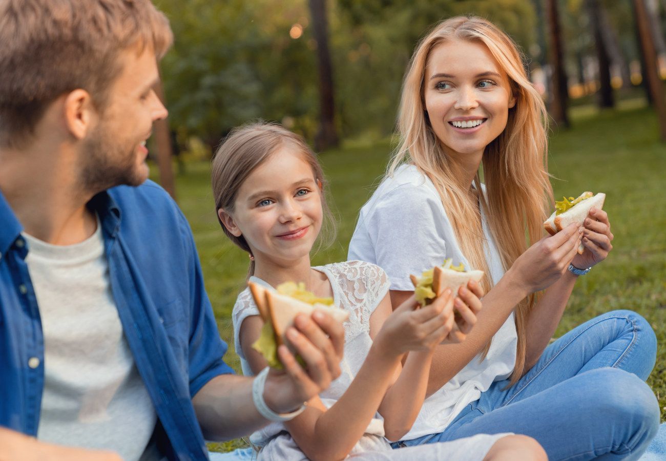 Camping Life Gallery - Lunch Break