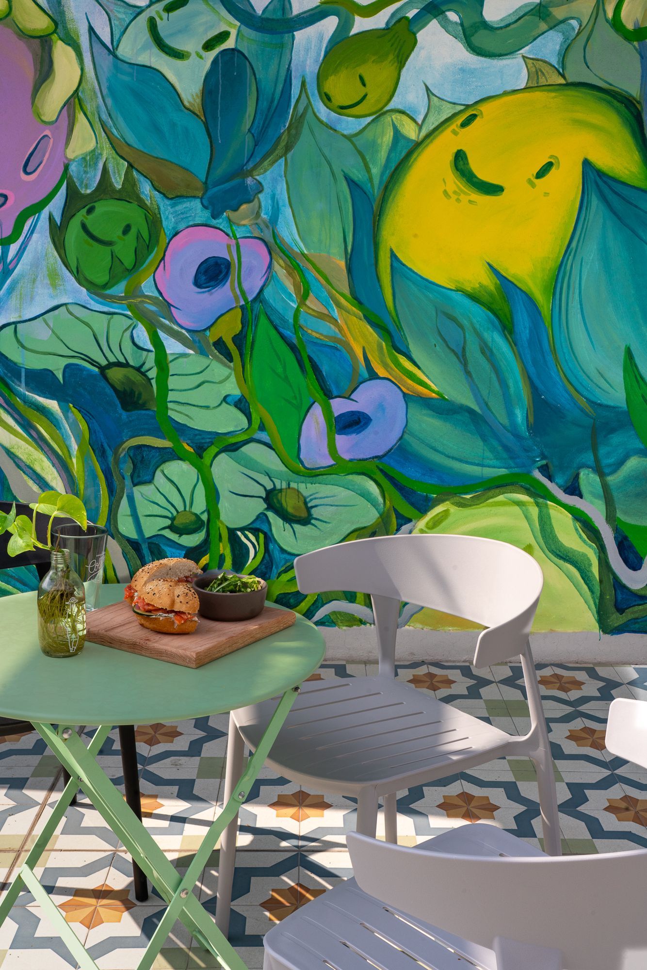 Mural Street Art Hotel