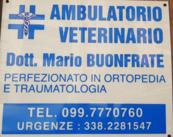 insegna del ambulatorio veterinario