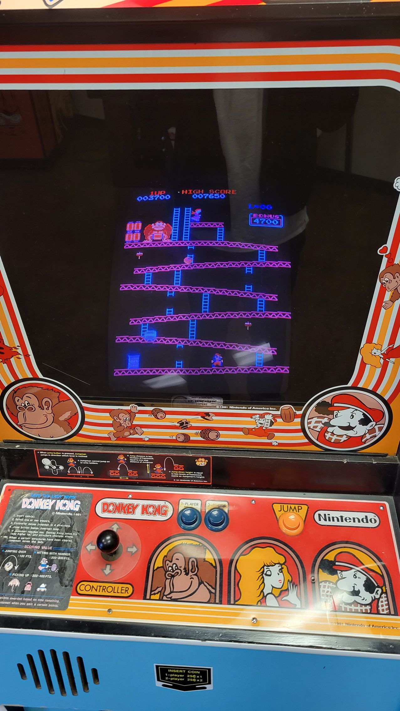 A close up of a video game with a dog on the screen.