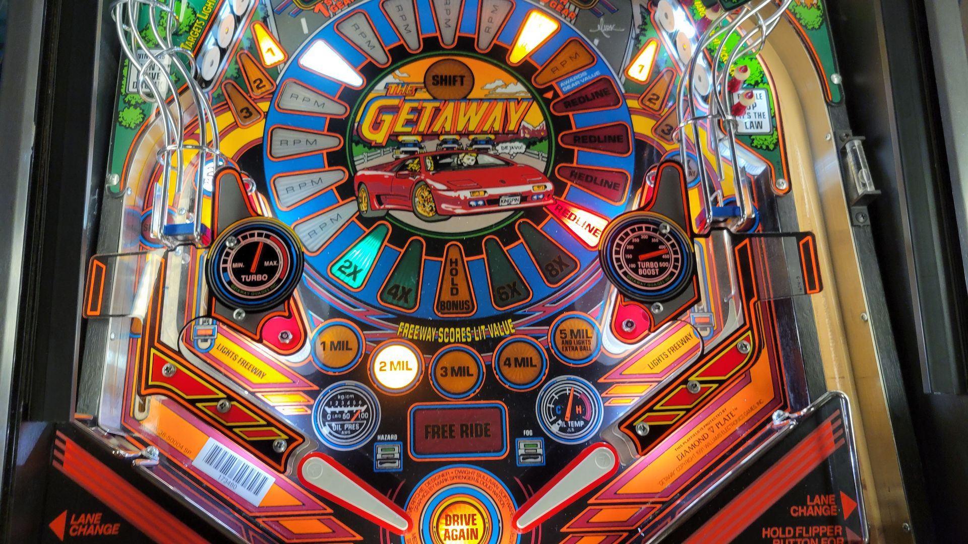 A pinball machine with the word getaway on it.