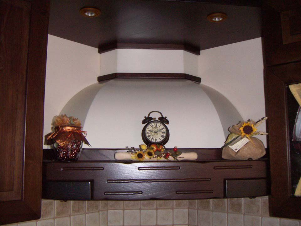 Cappa in stile rustico