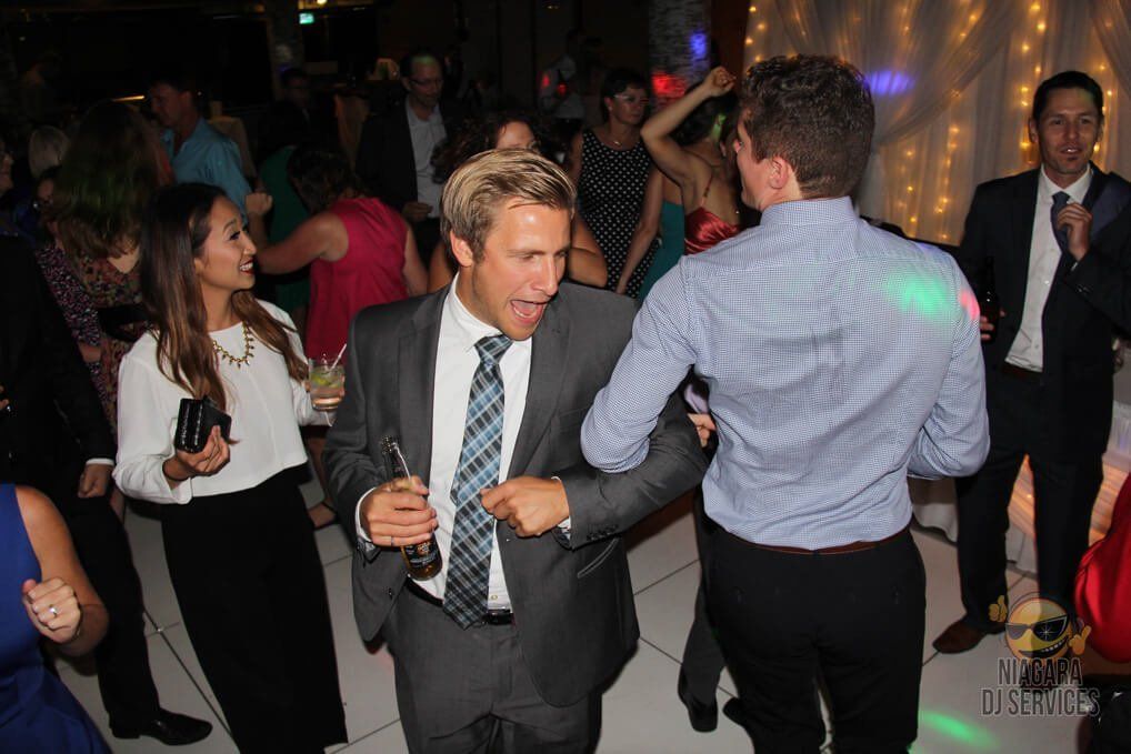 people dancing, table rock restaurant, Niagara Falls
