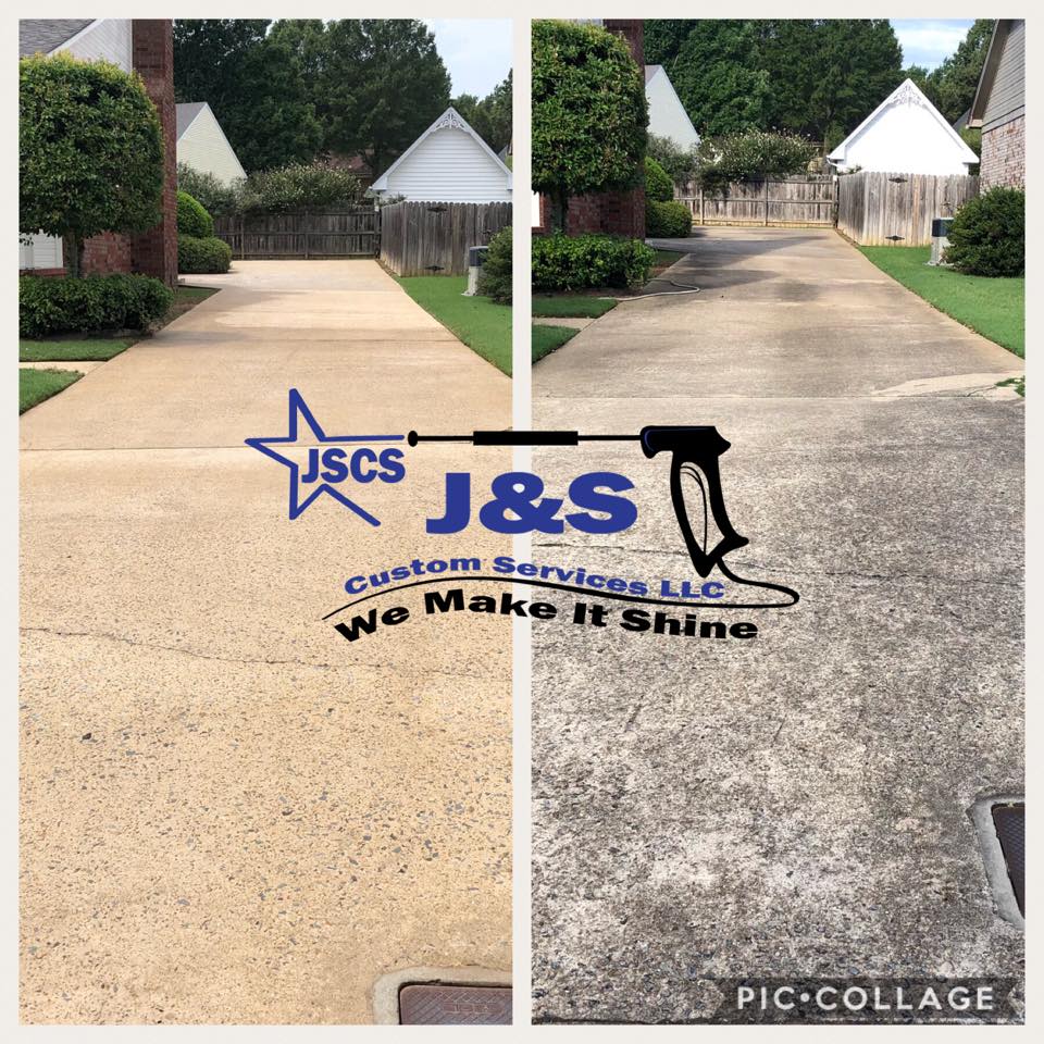 Before and after of driveway power washing in Arkansas
