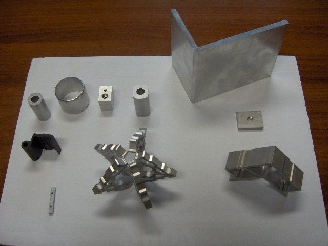 filettatura dell'alluminio