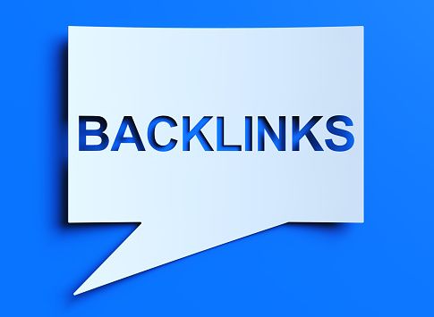 A paper speech bubble with the word backlinks written on it.