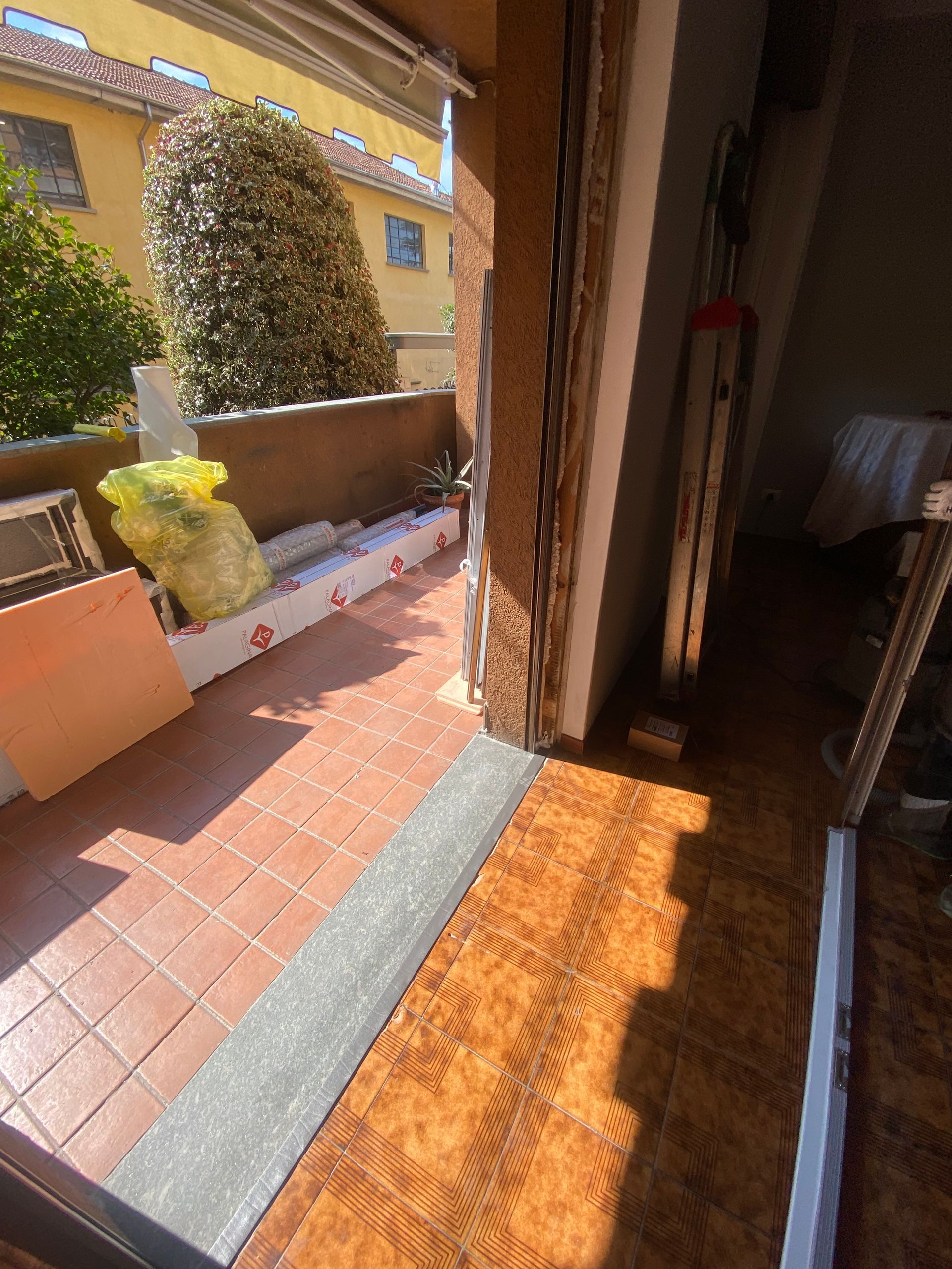 aura infissi varese gallarate