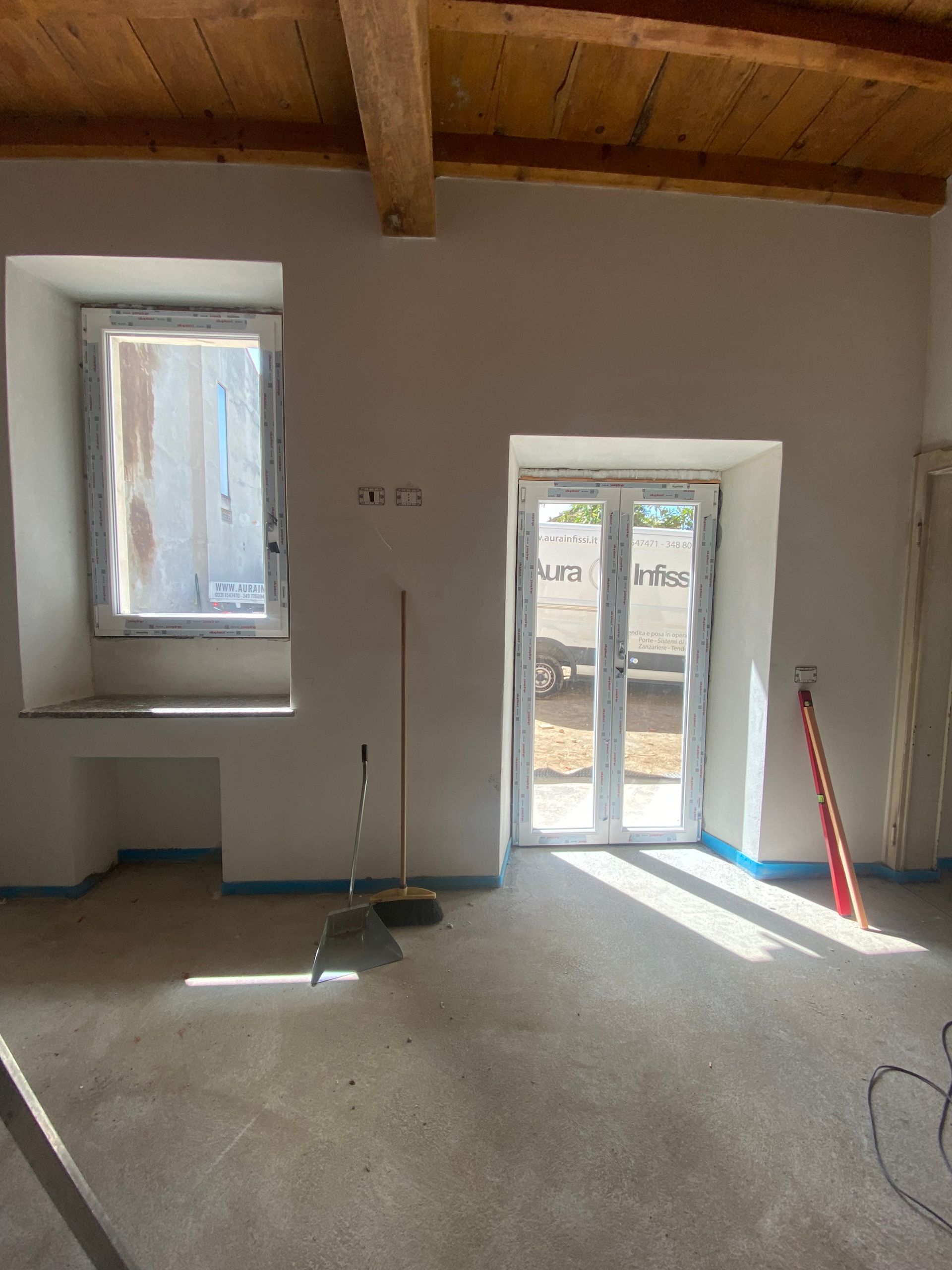 aura infissi varese gallarate