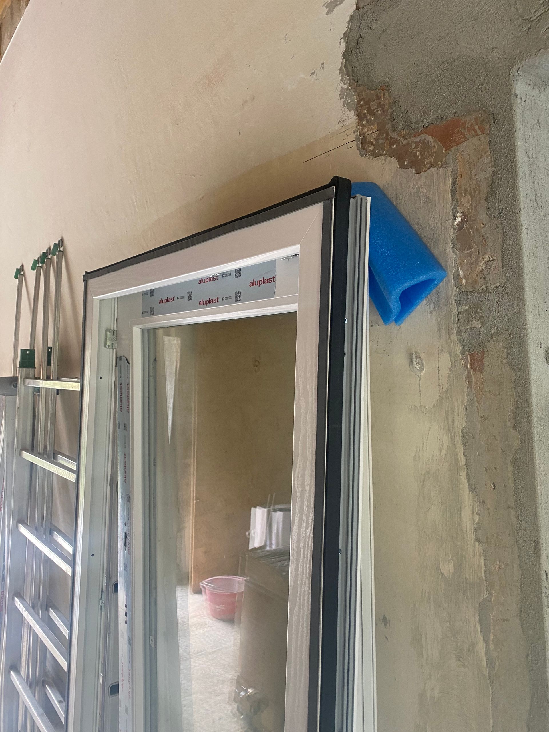 aura infissi varese gallarate