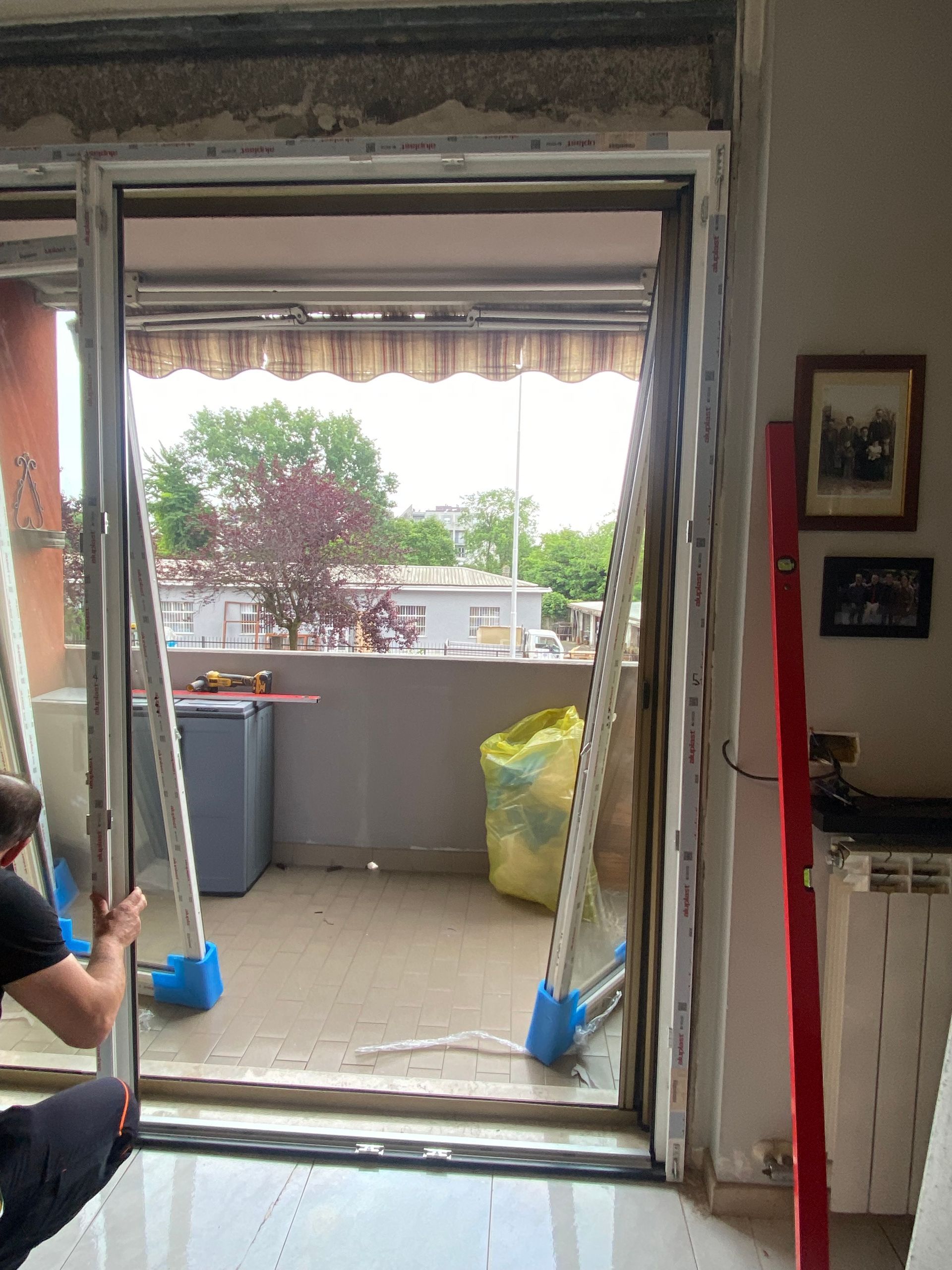 aura infissi varese gallarate