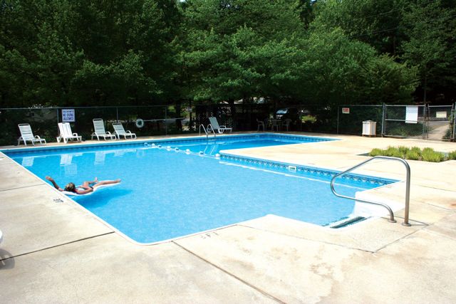 Camping In North Carolina High Rock Lake Campground
