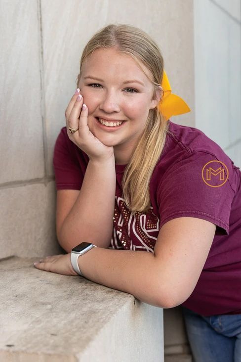 Louisville Senior Smiling — Louisville, KY — Maria Marchal Photography