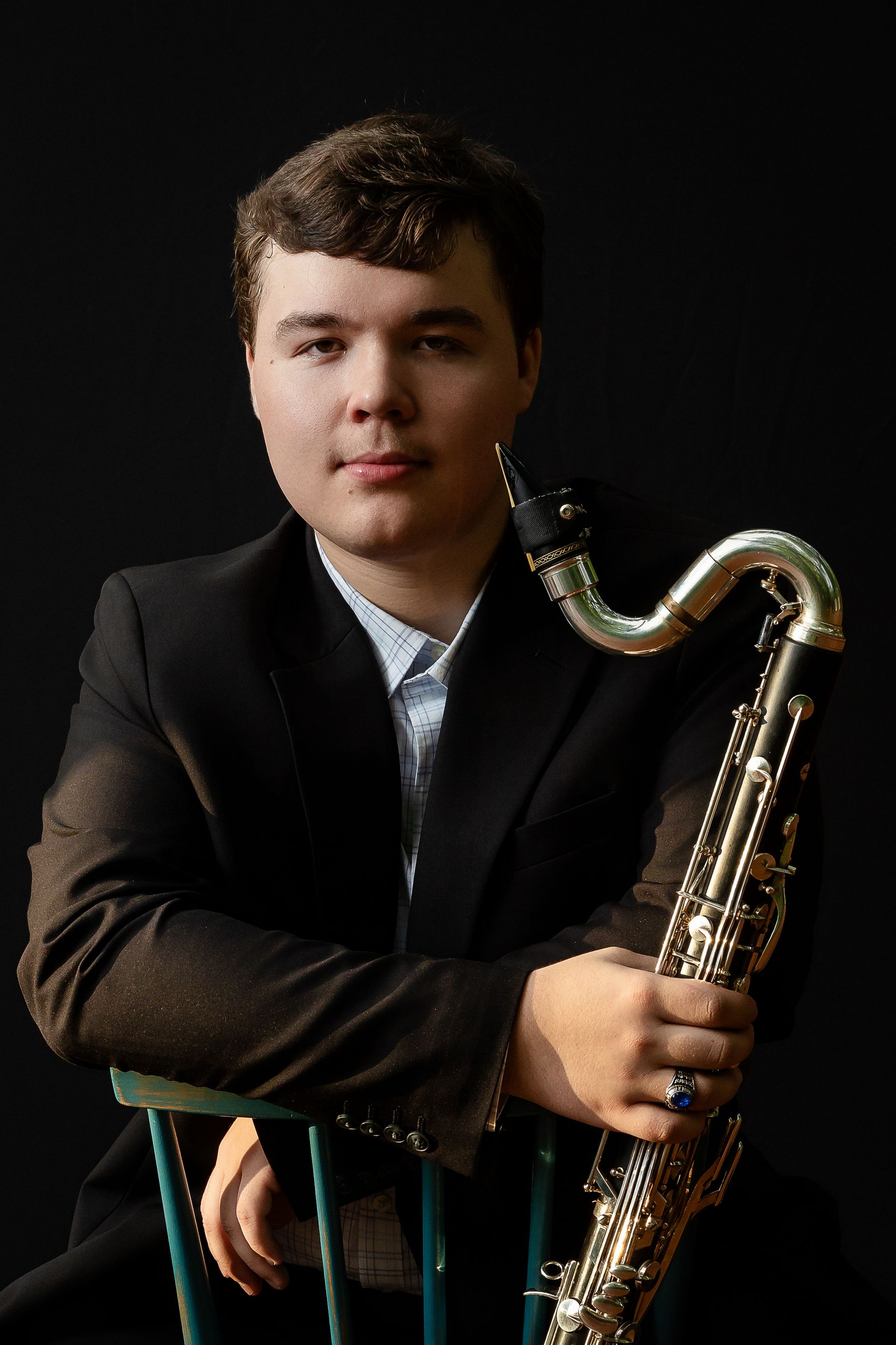 Senior with bass clarinet. Maria Marchal Photography, Jtown, KY