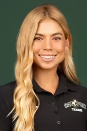 Delanie Headshot
