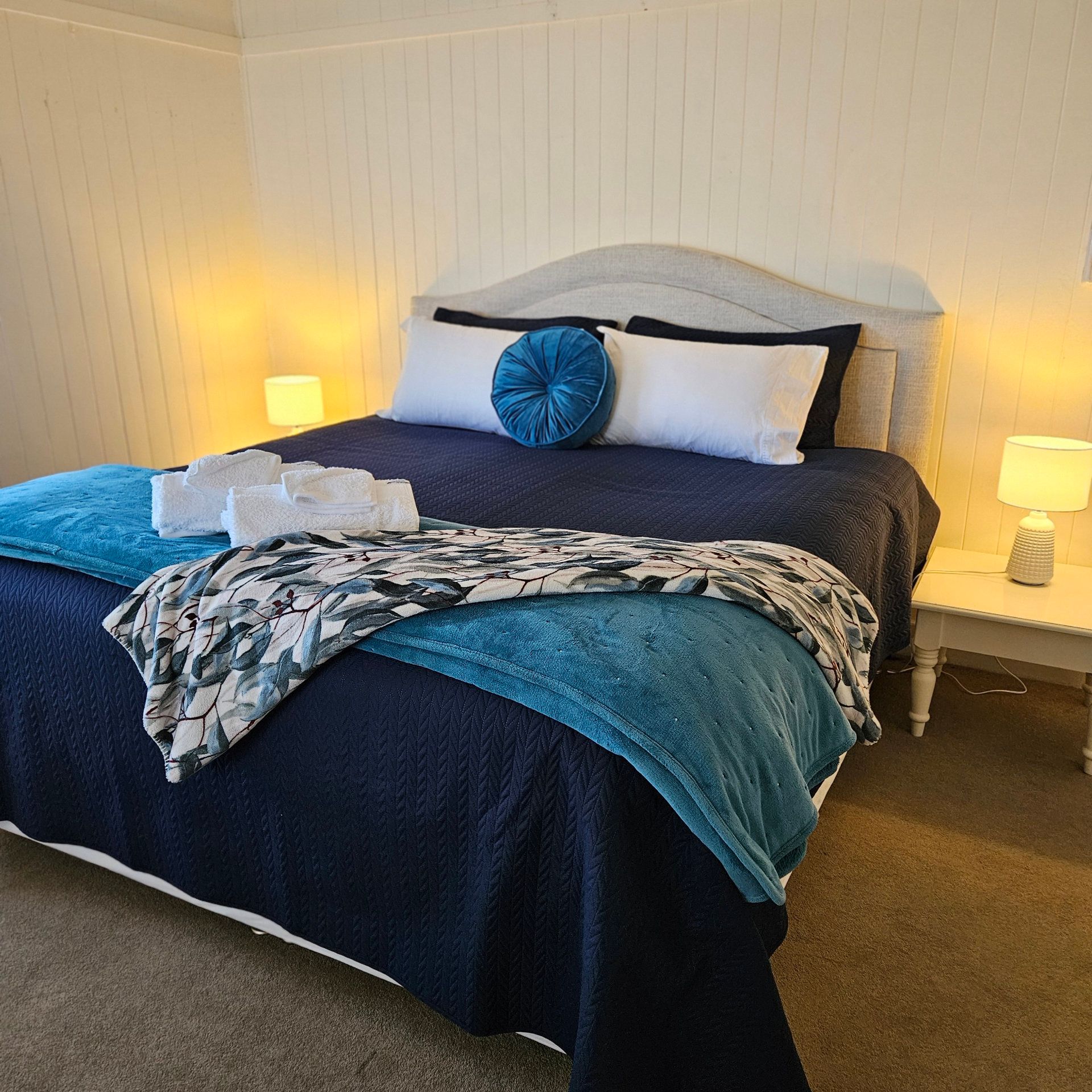 King Wise Farmhouse Bedroom