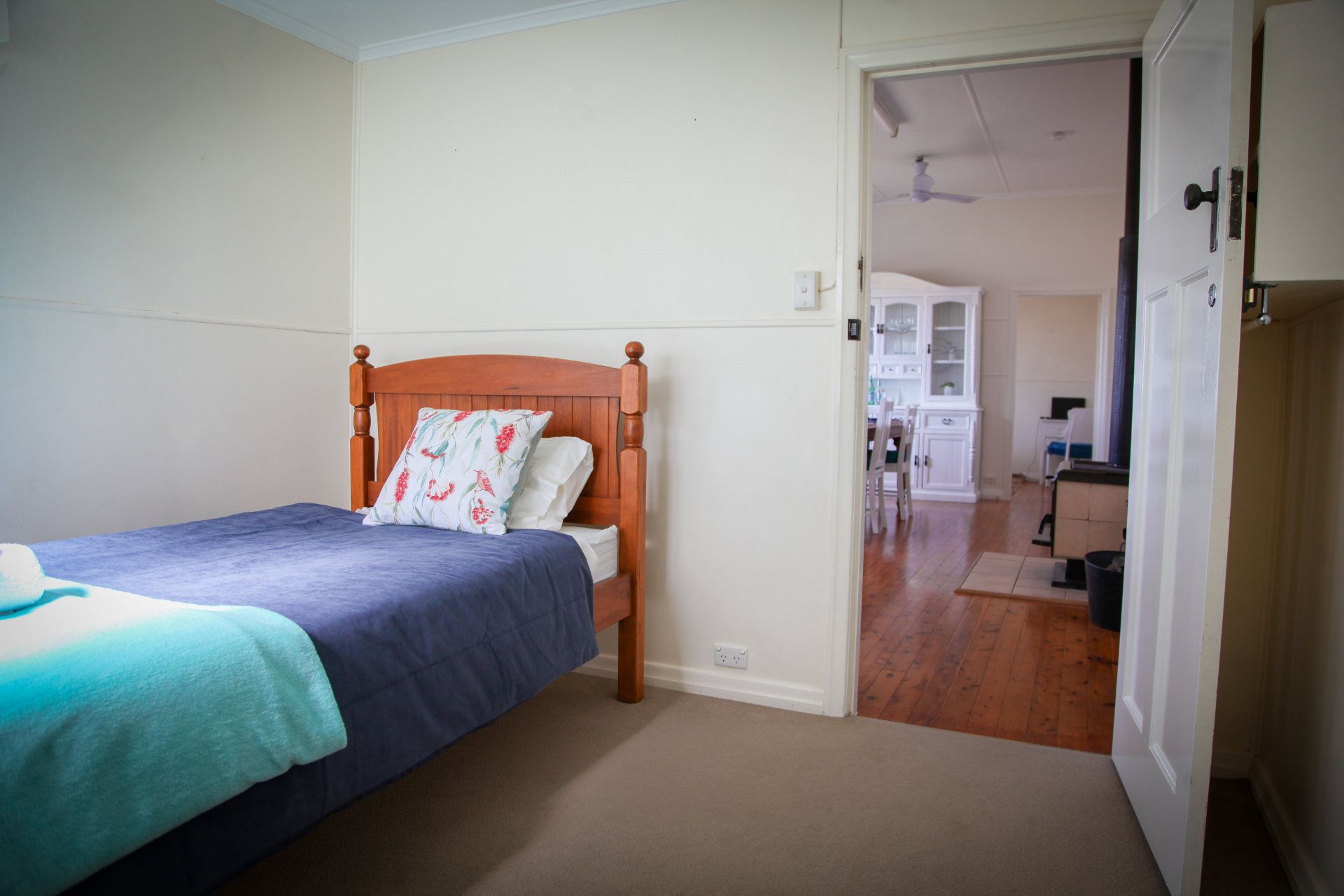 King Wise Farmhouse Bedroom