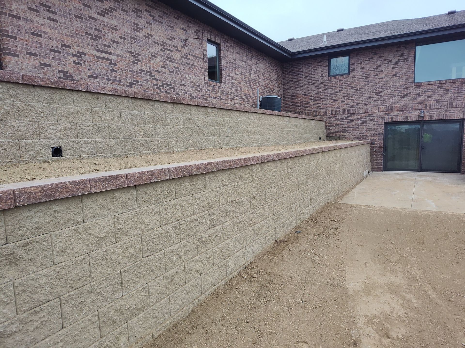 Concrete Wall - Omaha, Nebraska - Mascoutah, IL - Jensen Retaining Walls