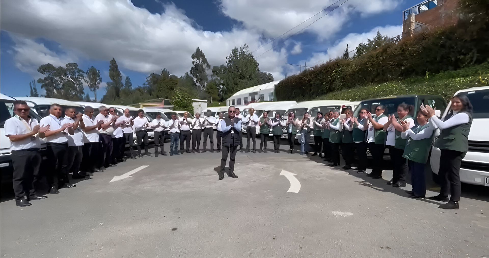 Serviespeciales Tour